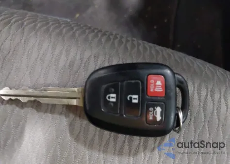 2014 Toyota Corolla L из США, поврежденный, VIN 5YFBURHE9EP012923